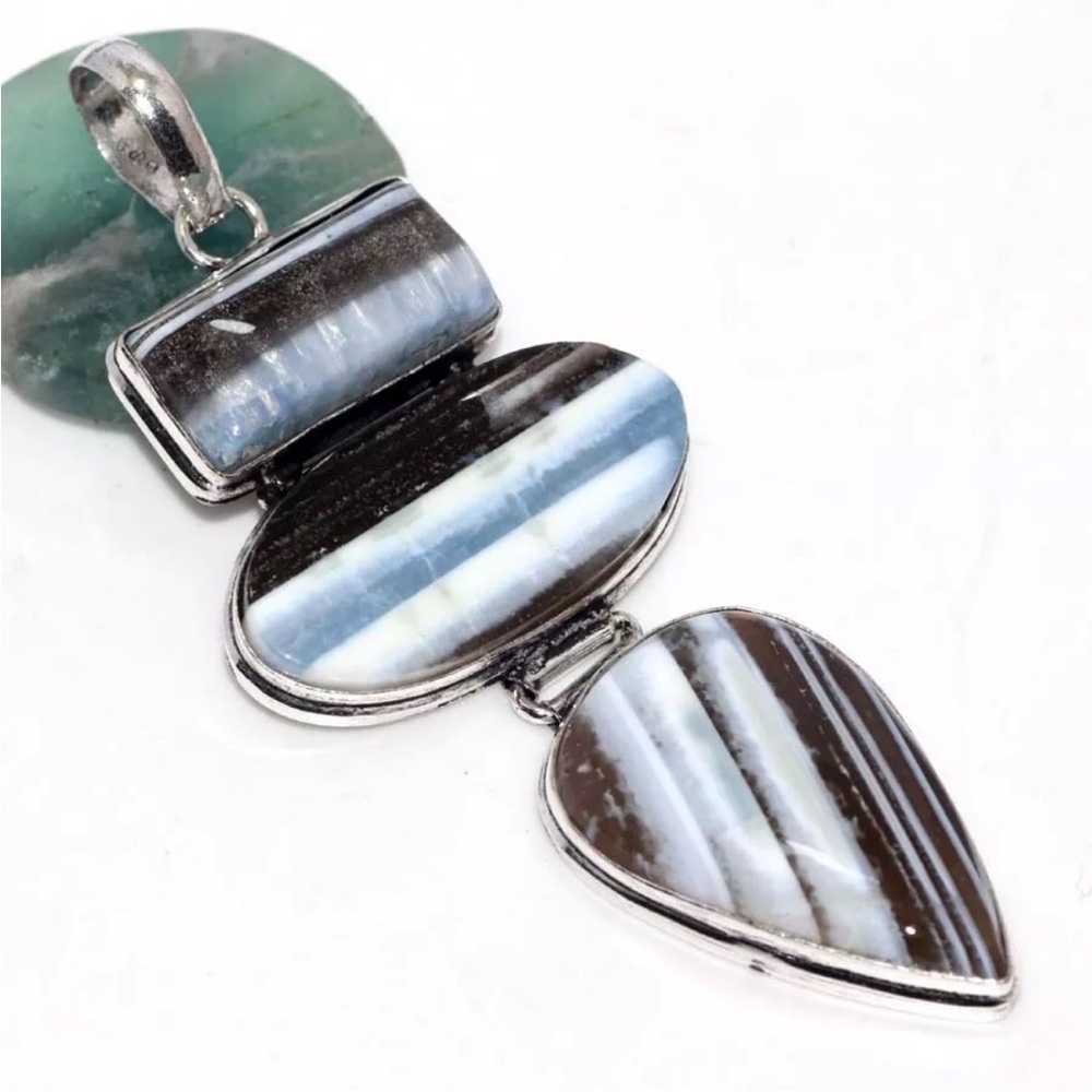 Genuine Owyhee Opal pendant